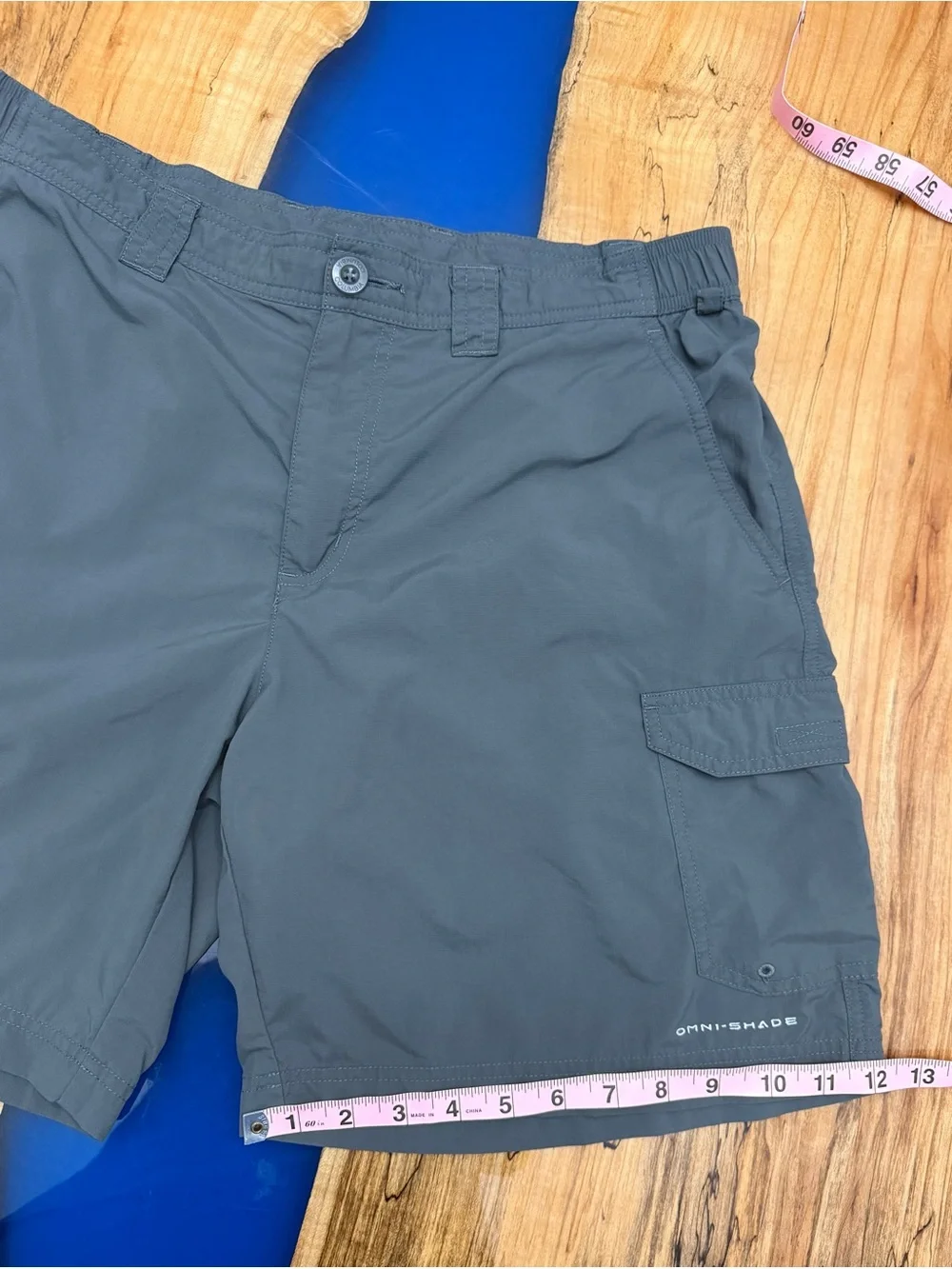 Columbia PFG Men’s 34 Omni-Shade Fishing Cargo Shorts Gray 9” Inseam